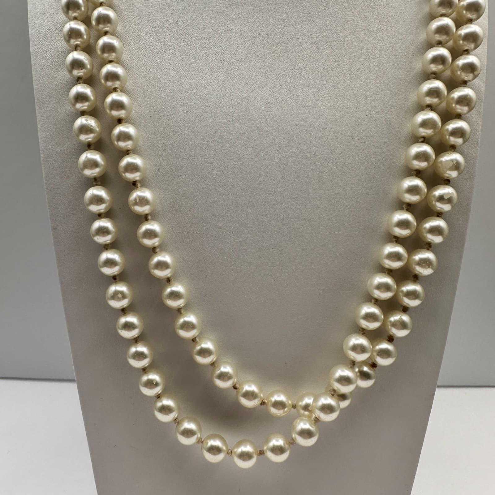 Vintage 90s Double Strand White Faux Pearl Necklace Classic Cream Boho Jewelry - Thumbnail 2