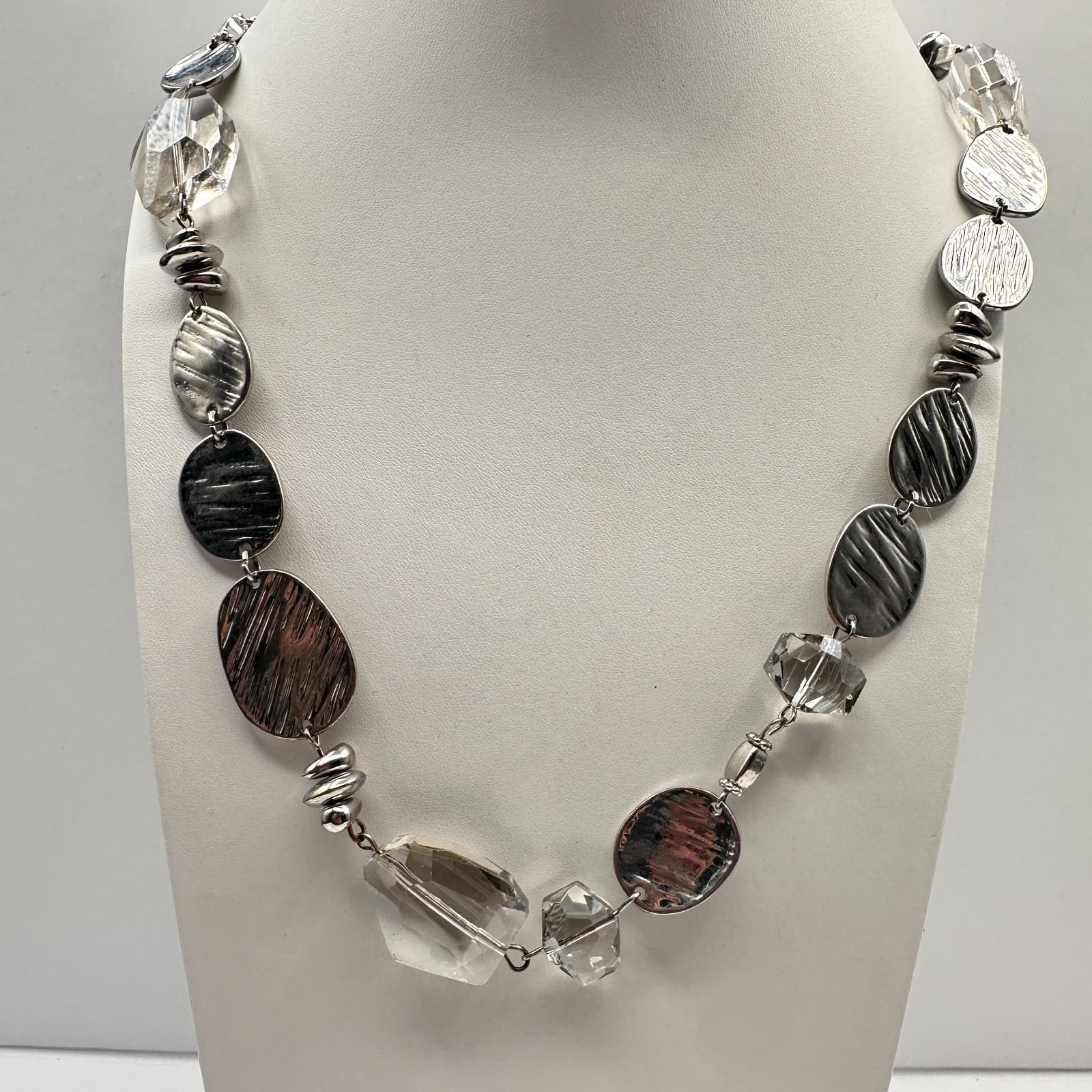 Vintage 90s Silver Tone Textured Disk Clear Glass Beaded Statement Necklace - Thumbnail 8