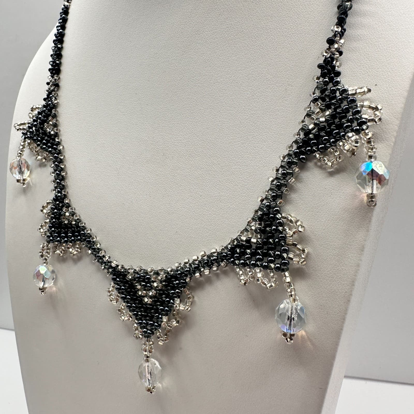 Vintage 90s Beaded Bib Necklace Black Silver Seed Bead Glass Fringe Jewelry - Thumbnail 7