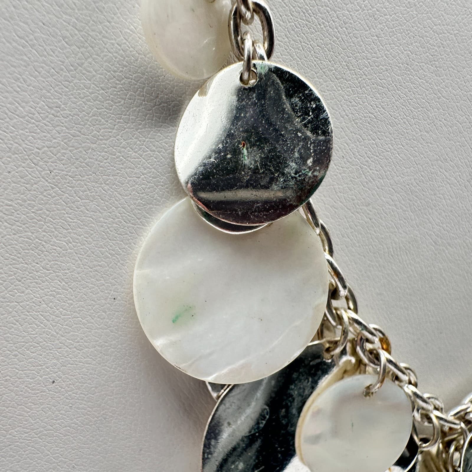 Vintage 90s Mother of Pearl Silver Tone Disc Bib Necklace Suede Cord Jewelry - Thumbnail 6