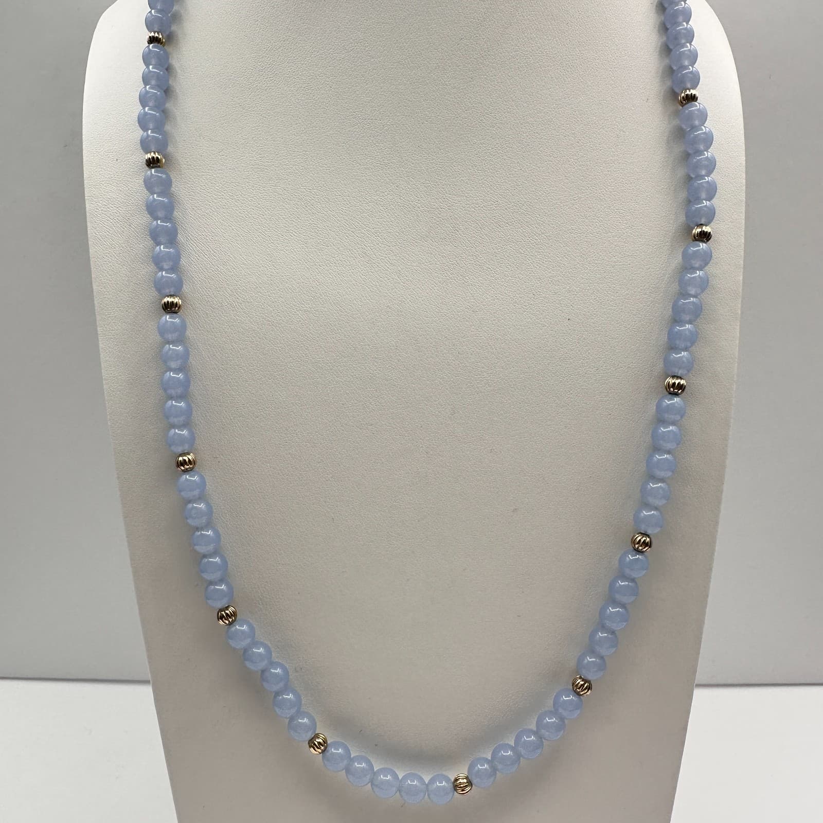 Vintage 90s Beaded Necklace Set Blue Lace Agate Pearl Shell Grey Classic Jewelry - Thumbnail 2