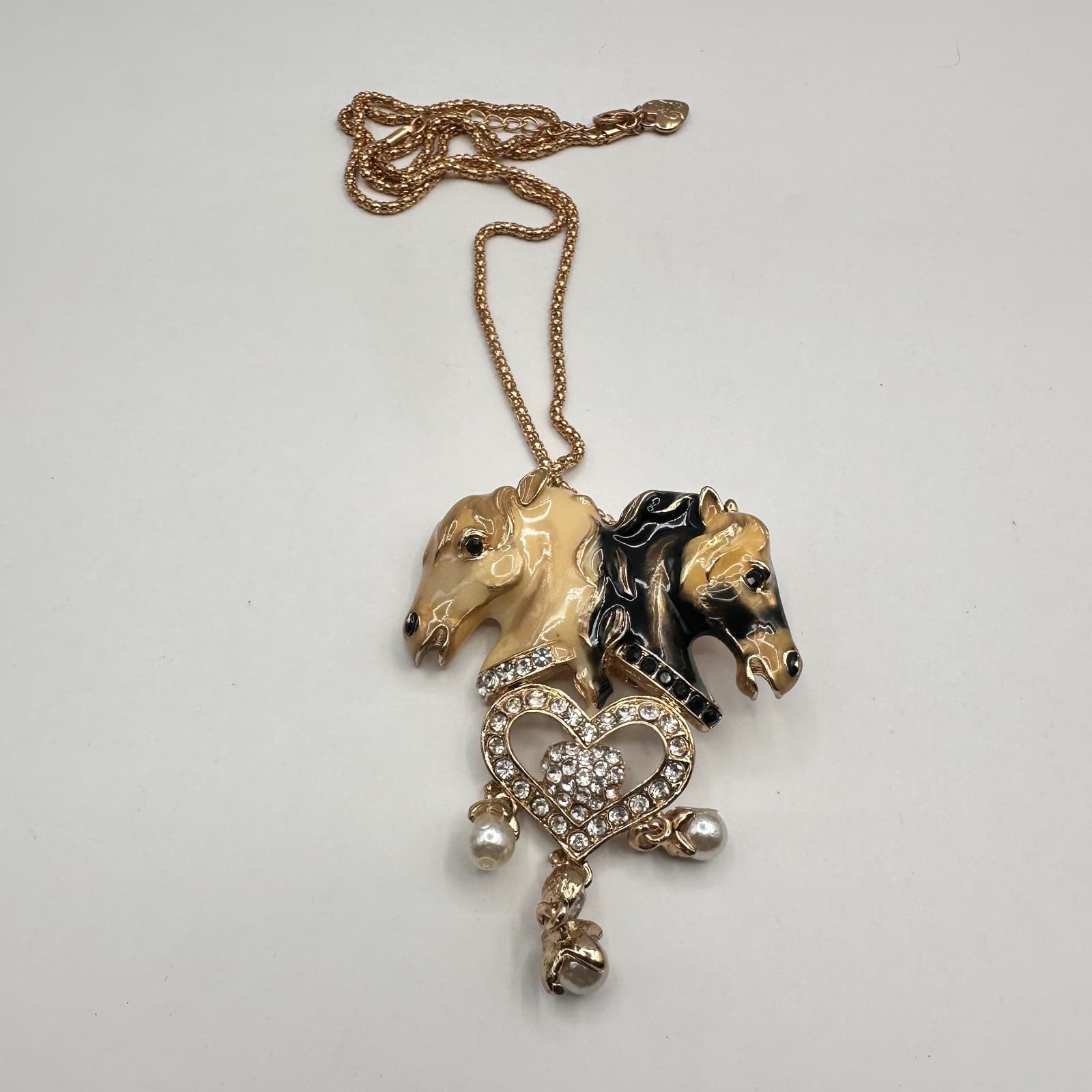 Betsey Johnson Vintage 90s Gold Tone Horse Pendant Necklace Enamel Heart - Thumbnail 2