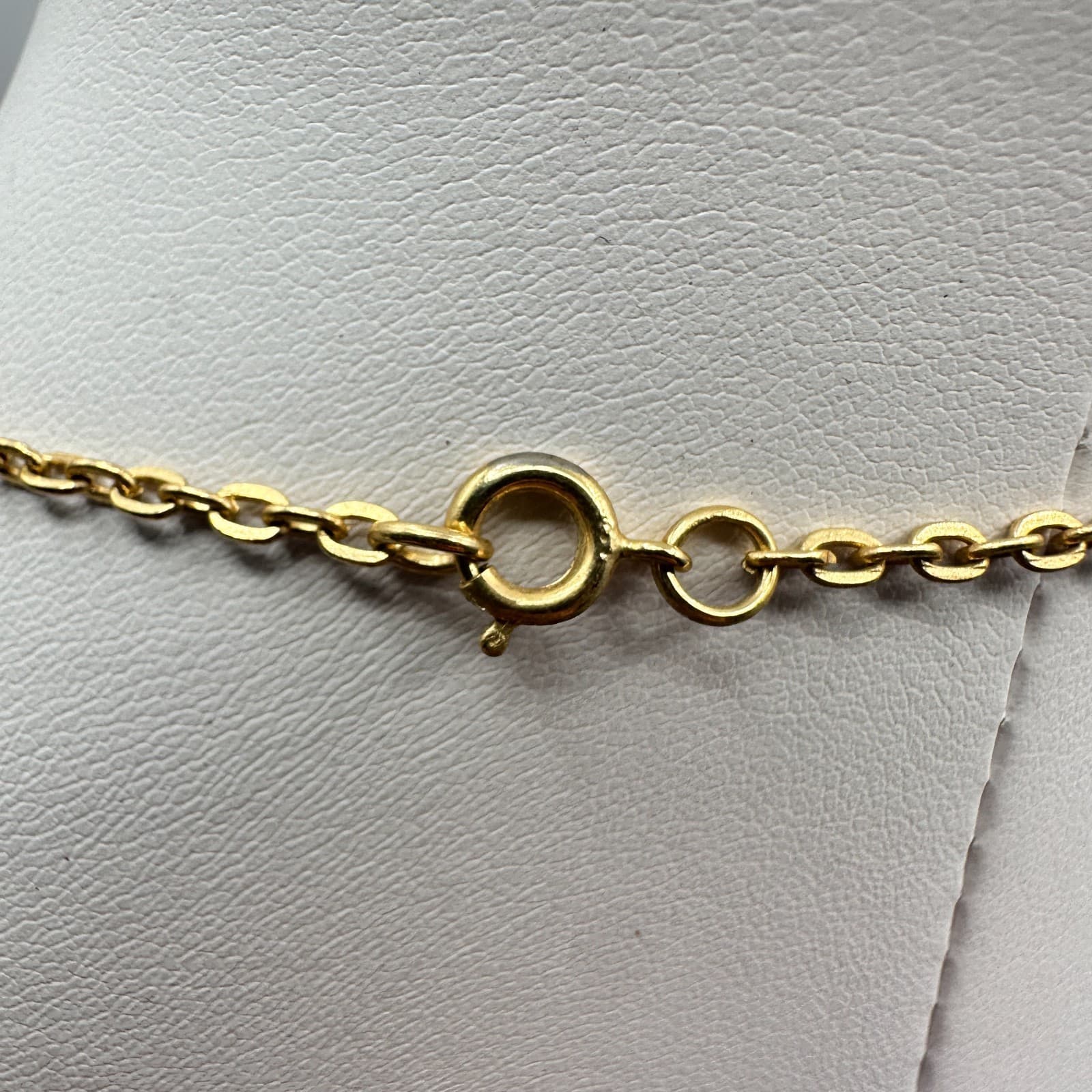 Vintage 80s Red Enamel Rose Necklace Gold Tone Floral Pendant Romantic Jewelry - Thumbnail 9