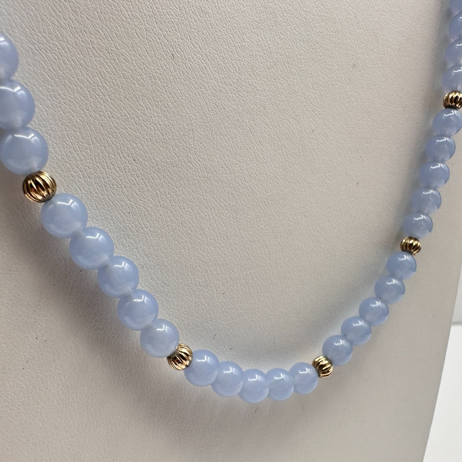 Vintage 90s Beaded Necklace Set Blue Lace Agate Pearl Shell Grey Classic Jewelry - Thumbnail 6