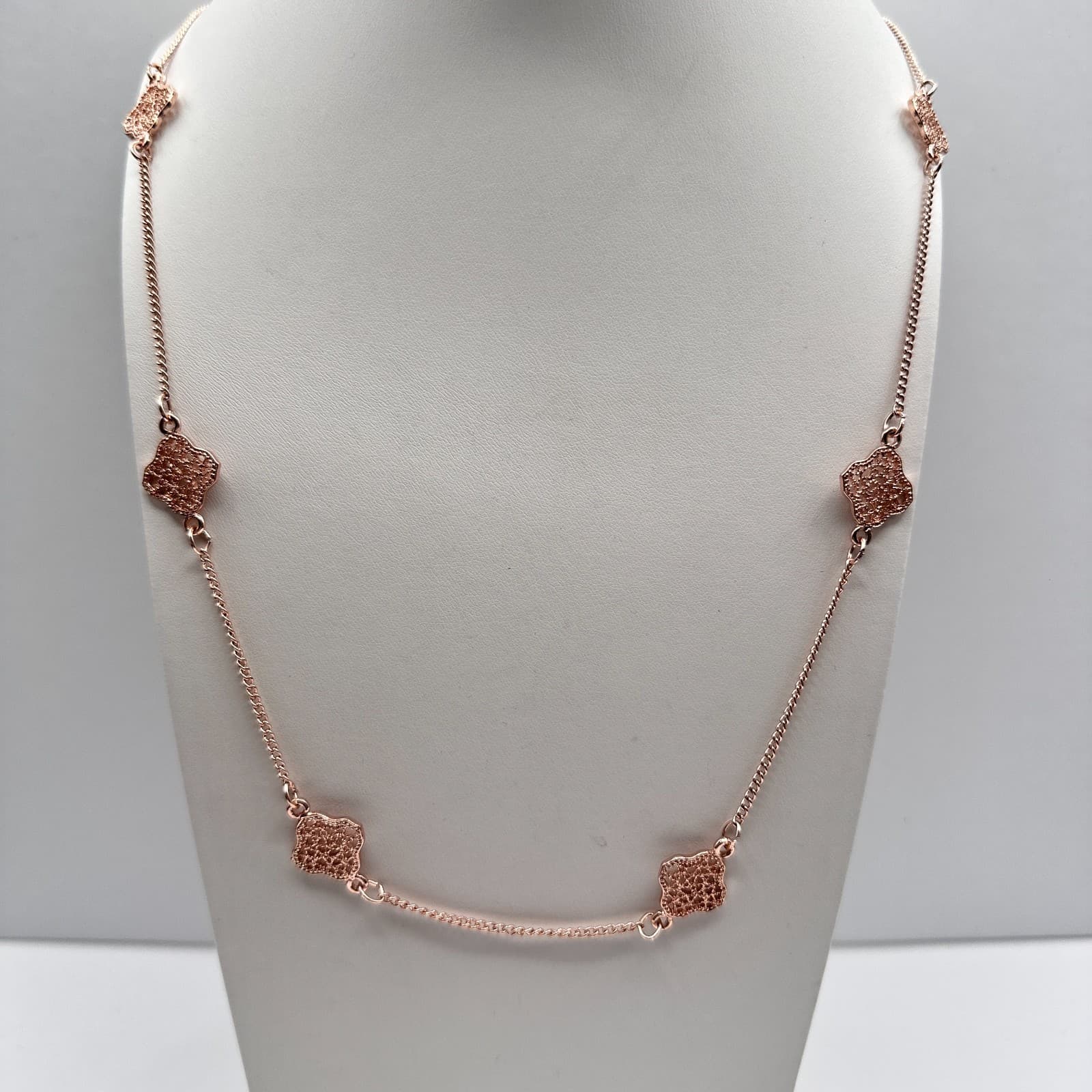 Vintage 90s Gold Tone Filigree Clover Station Chain Necklace Women's Jewelry - Image 1