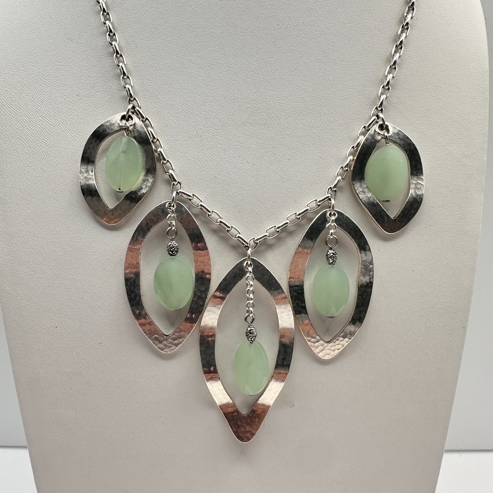 Vintage 90s Silver Tone Green Aventurine Glass Hammered Marquise Bib Necklace - Image 1