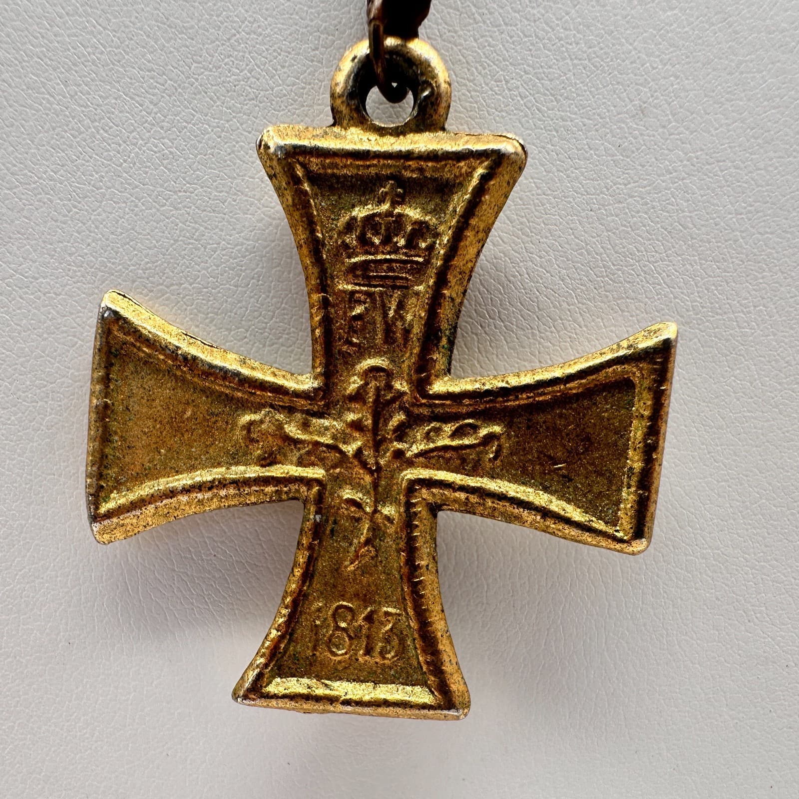 Vintage 1813 FW /1914 W German Iron Cross Pendant Necklace Gold Tone Jewelry - Thumbnail 4