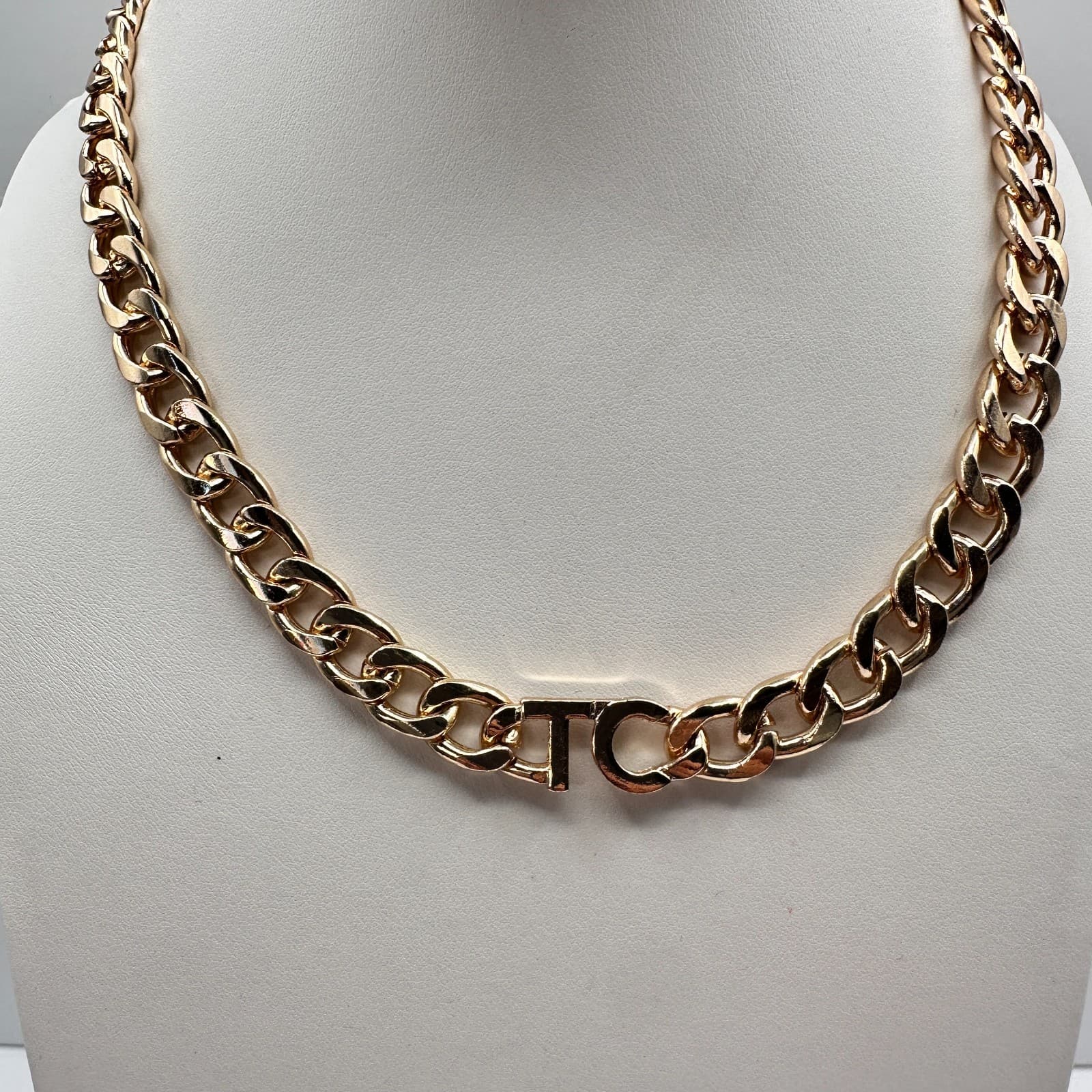 Vintage Y2K Tres Colori Gold Tone Chunky Curb Chain Necklace Statement Jewelry - Image 1