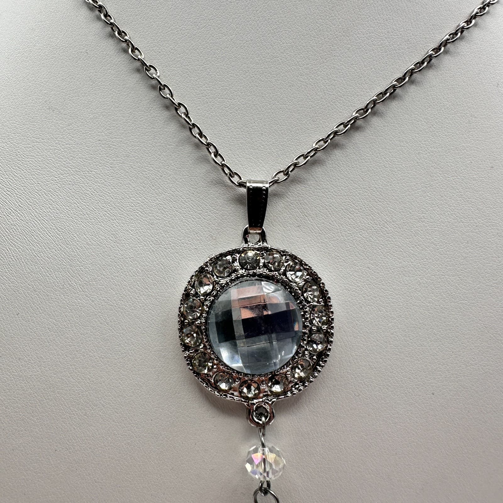 Vintage 90s Clear Crystal Pendant Tassel Necklace Silver Tone Women's Jewelry - Thumbnail 2