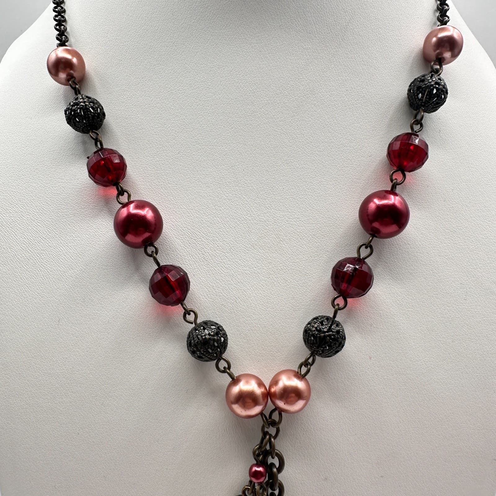 Vintage 90s Avon Beaded Charm Lariat Necklace Cameo Angel Heart Women's Jewelry - Thumbnail 2