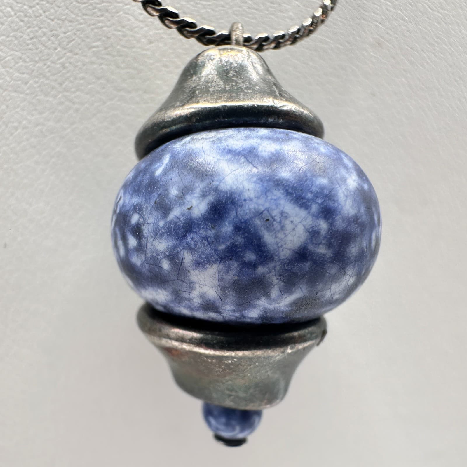 Vintage 90s Blue Sodalite Natural Stone Pendant Necklace Silver Tone Jewelry - Thumbnail 4
