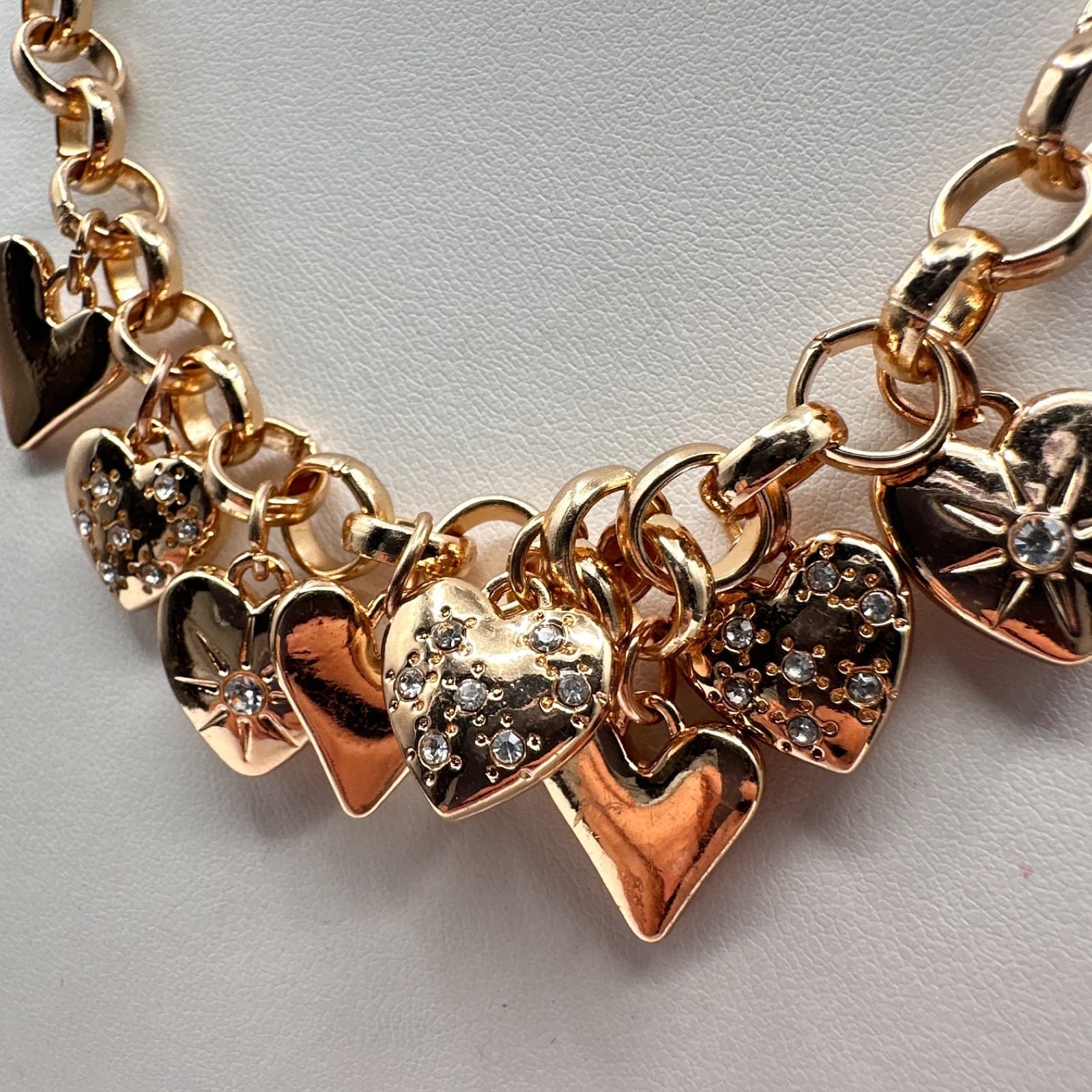 Vintage Y2K Gold Tone Multi Heart Charm Rhinestone Necklace Chunky Chain Jewelry - Thumbnail 5