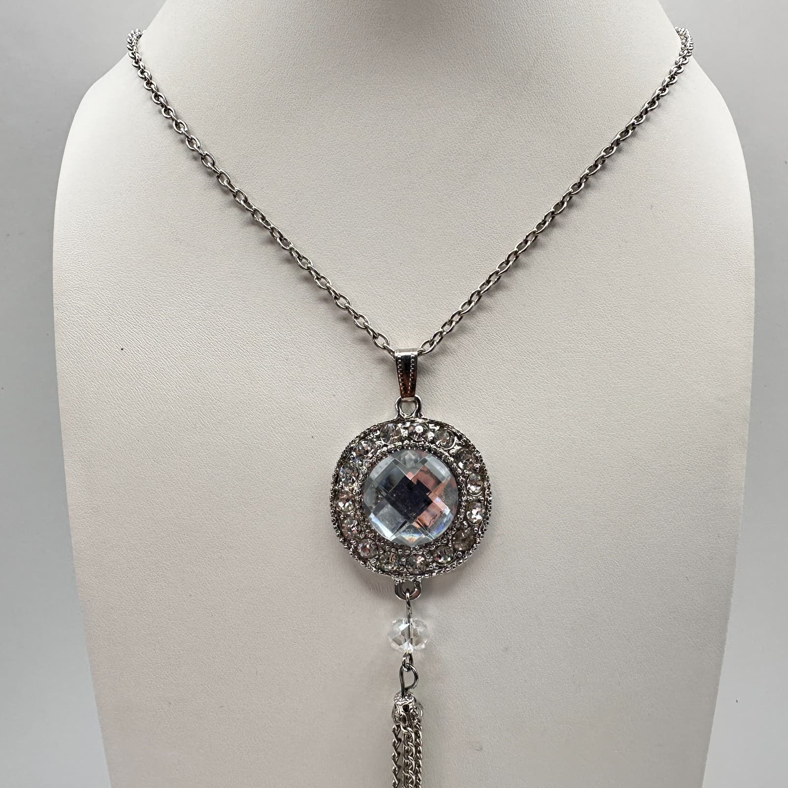 Vintage 90s Tassel Drope Clear Crystal Pendant Necklace Silver Tone Jewelry - Thumbnail 2