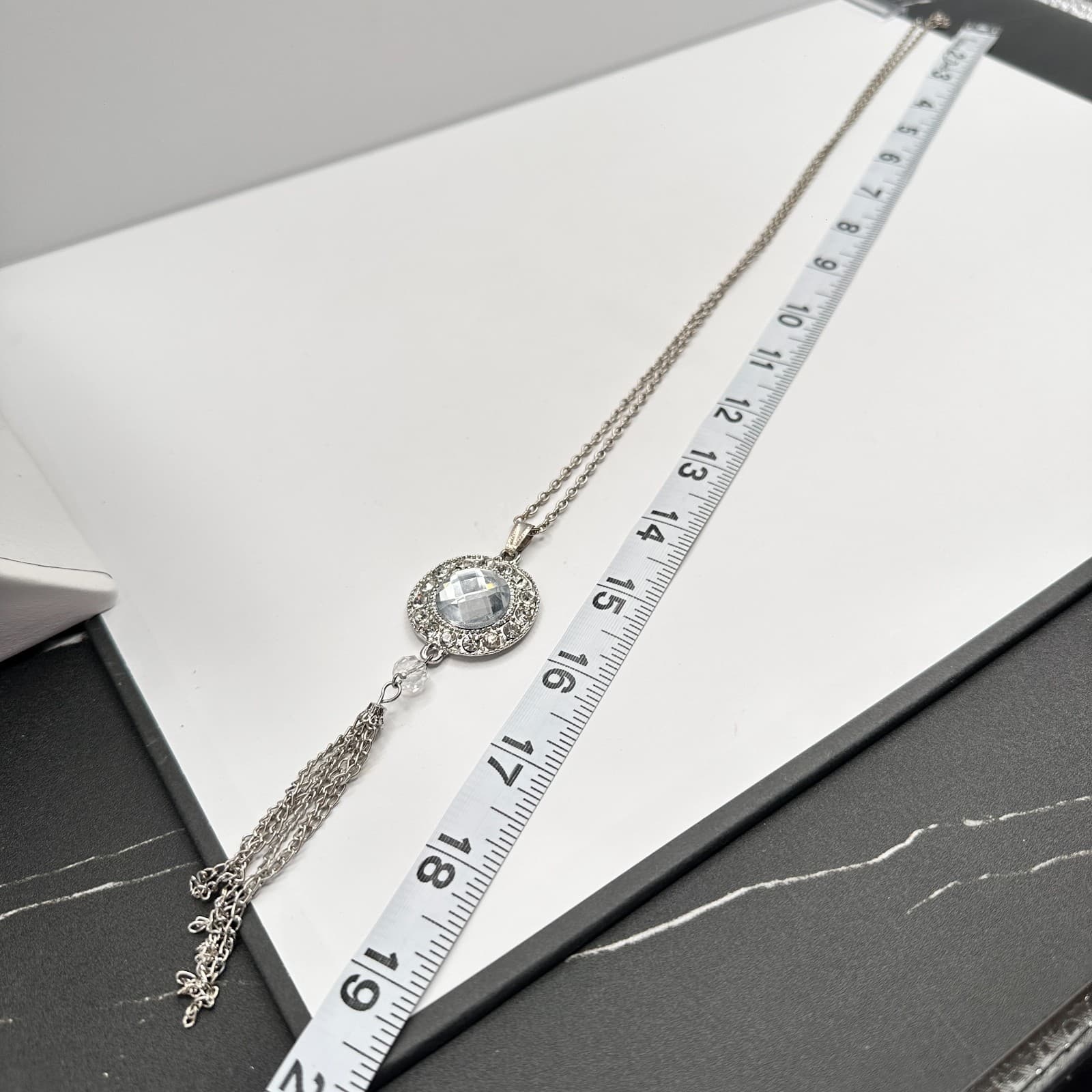 Vintage 90s Tassel Drope Clear Crystal Pendant Necklace Silver Tone Jewelry - Thumbnail 8