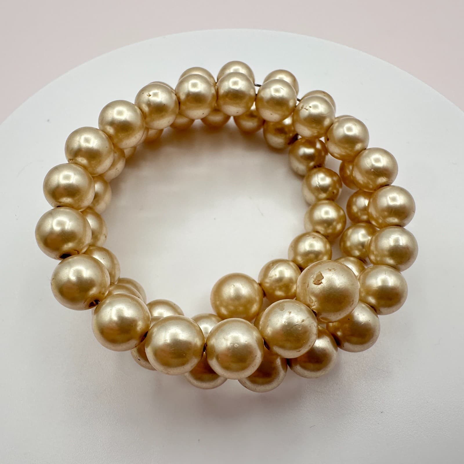 Vintage 80s Chunky Gold Tone Faux Pearl Bead Stackable Stretch Bracelet Jewelry - Thumbnail 4
