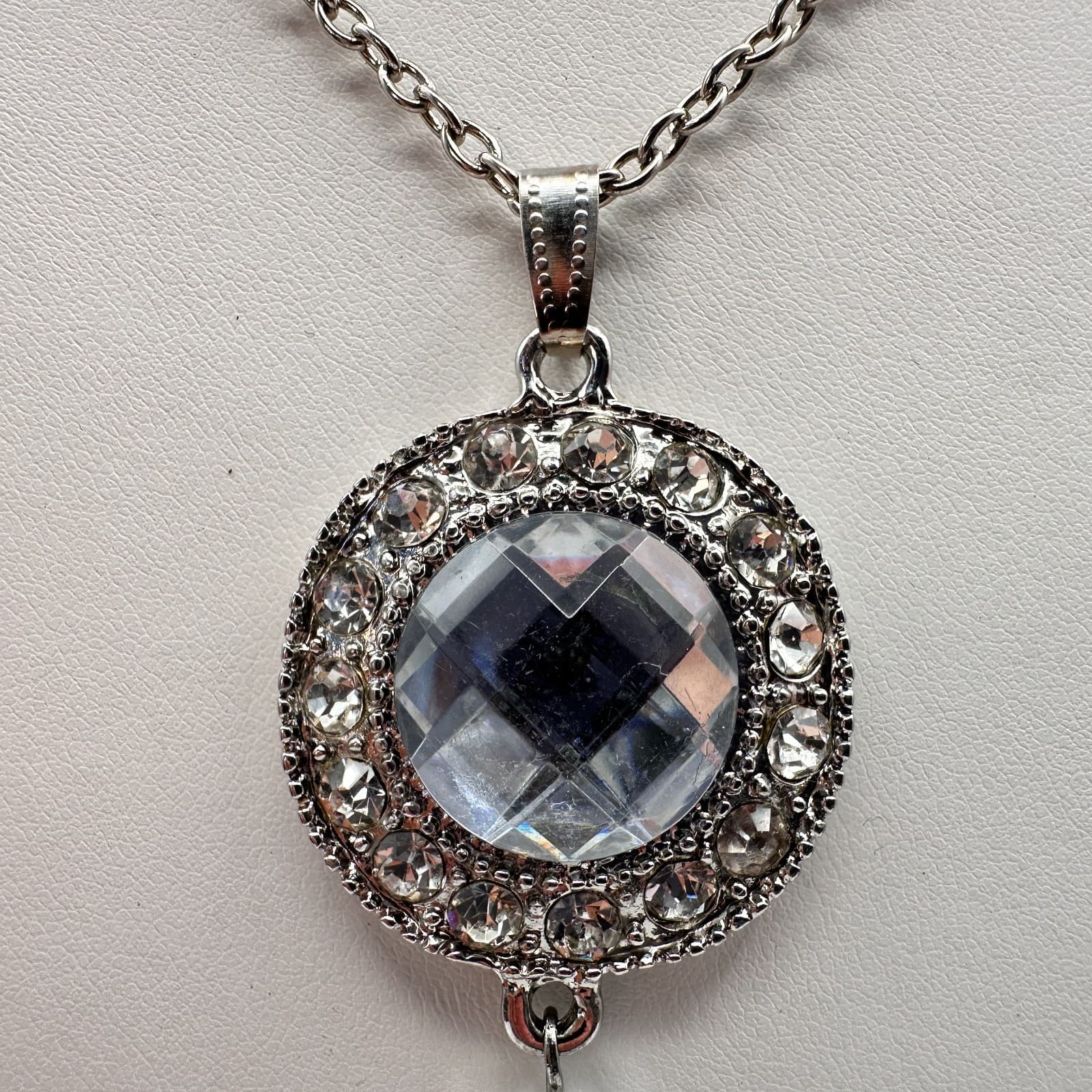 Vintage 90s Tassel Drope Clear Crystal Pendant Necklace Silver Tone Jewelry - Thumbnail 3