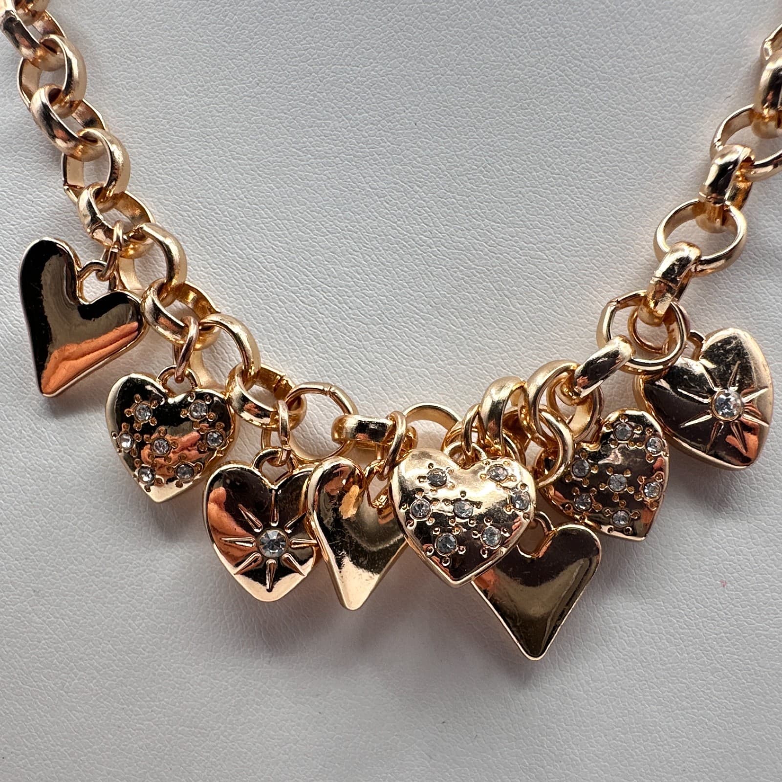Vintage Y2K Gold Tone Multi Heart Charm Rhinestone Necklace Chunky Chain Jewelry - Thumbnail 7