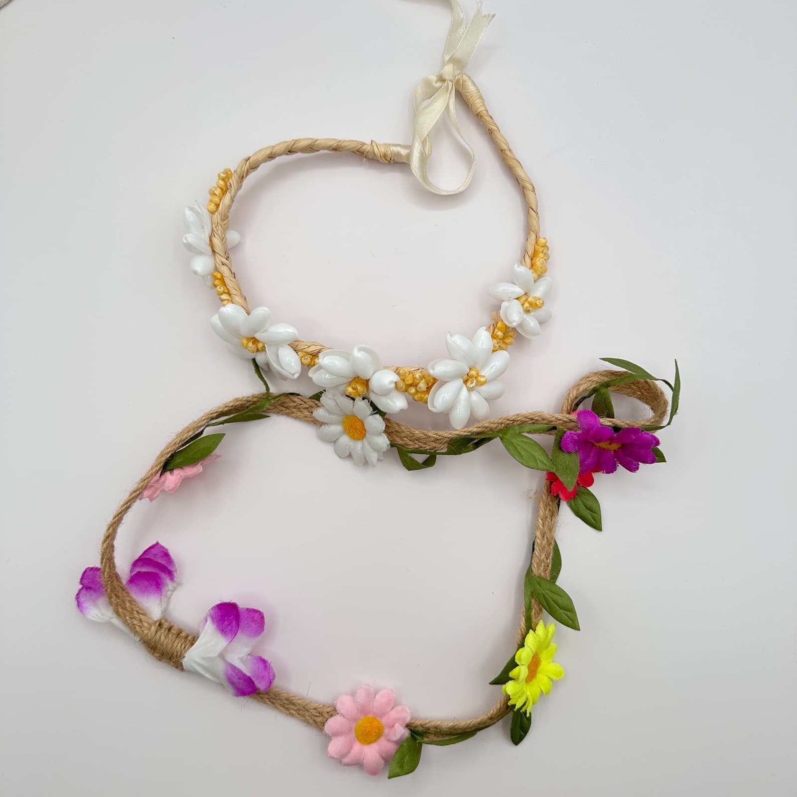 Vintage 80s Set Boohoo Daisy Flower Crown Headbands Beach Party Festival Jewelry - Image 1