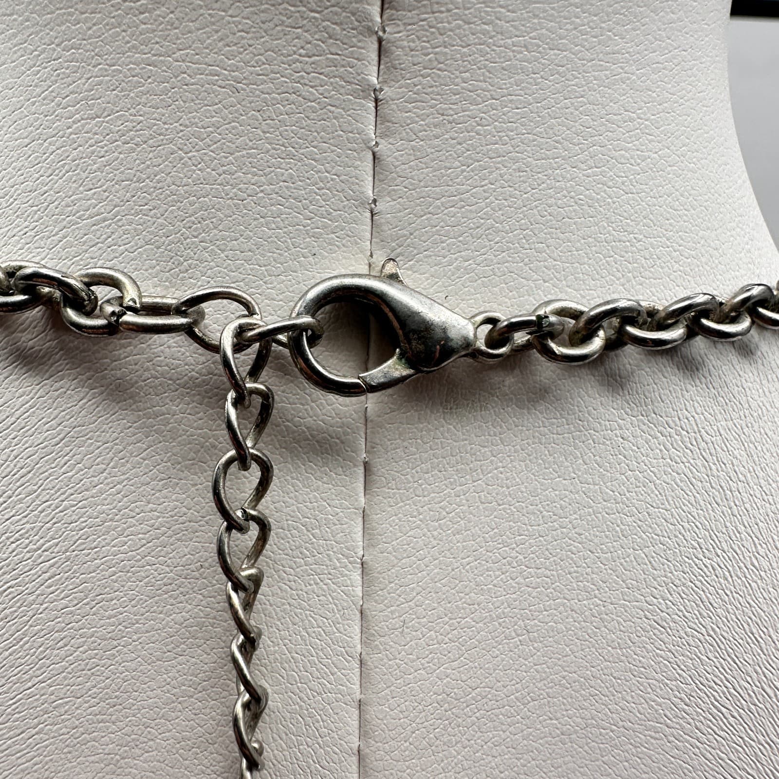 Vintage 90s Silver Tone Teardrop & Oval Disks Bib Statement Necklace Jewelry - Thumbnail 9