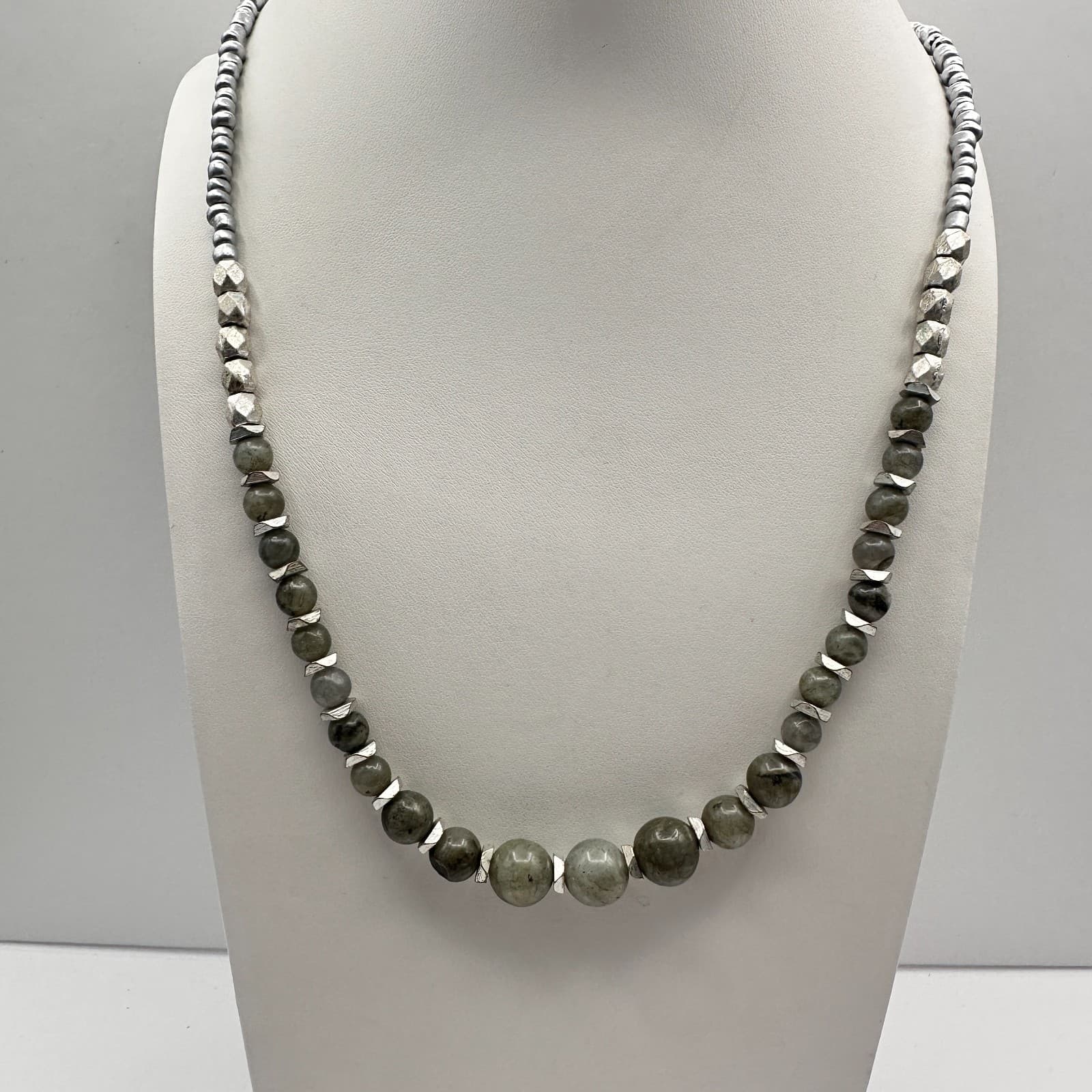 Vintage 90s Labradorite Stone Beaded Necklace Silver Tone Boho Statement Jewelry - Thumbnail 2