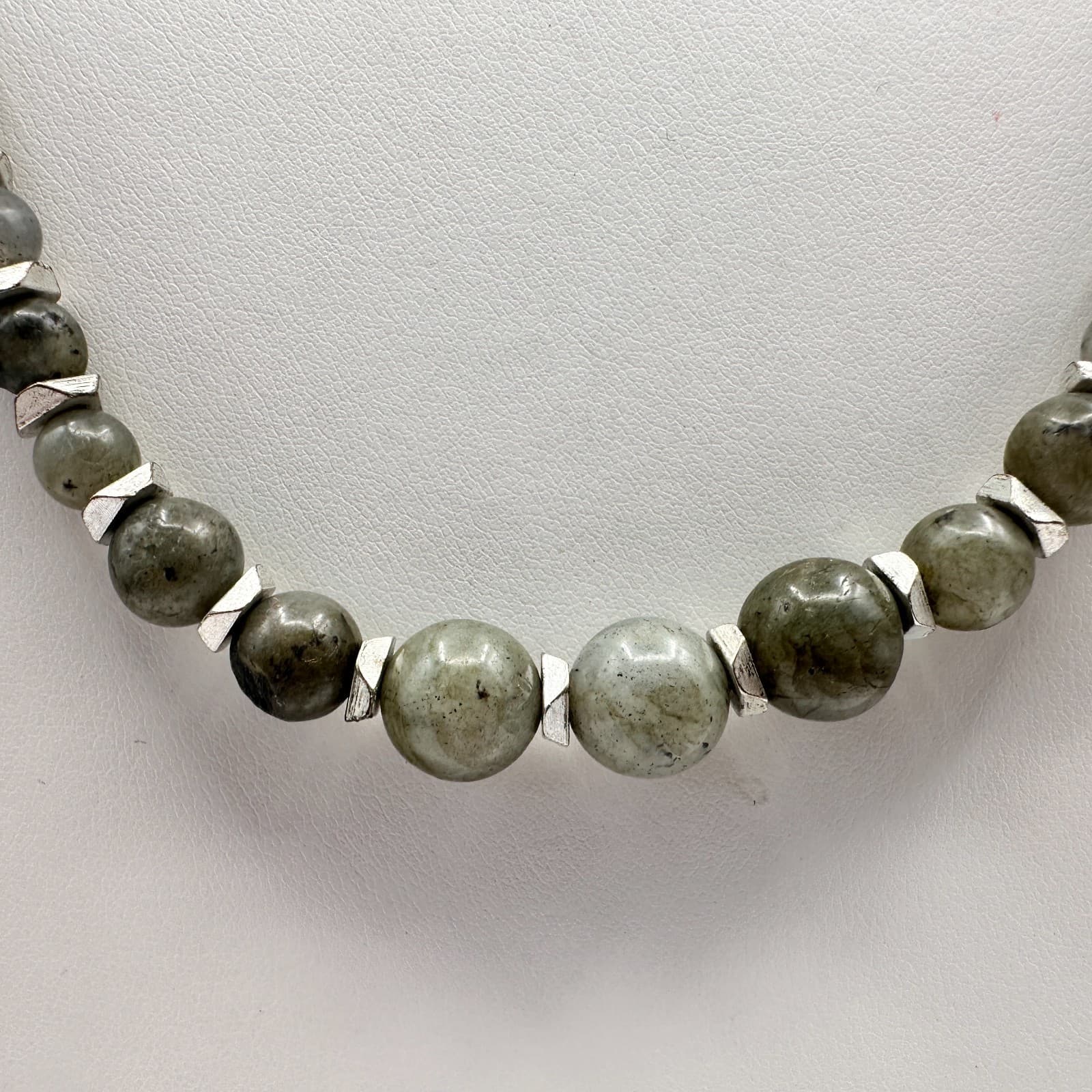 Vintage 90s Labradorite Stone Beaded Necklace Silver Tone Boho Statement Jewelry - Thumbnail 3