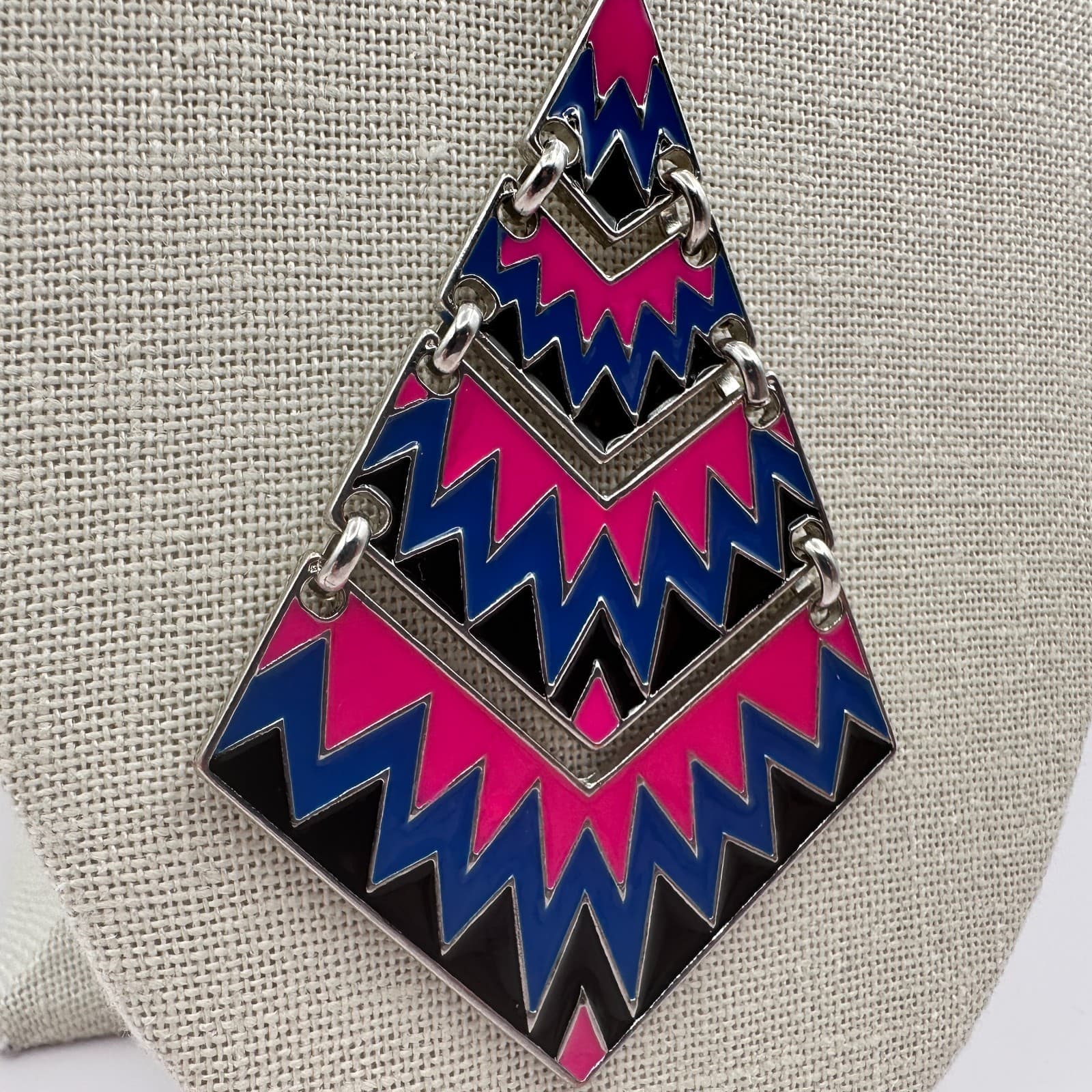 Vintage 80s Pop Art Geometric Statement Necklace Pink Blue Black Enamel Jewelry - Thumbnail 4