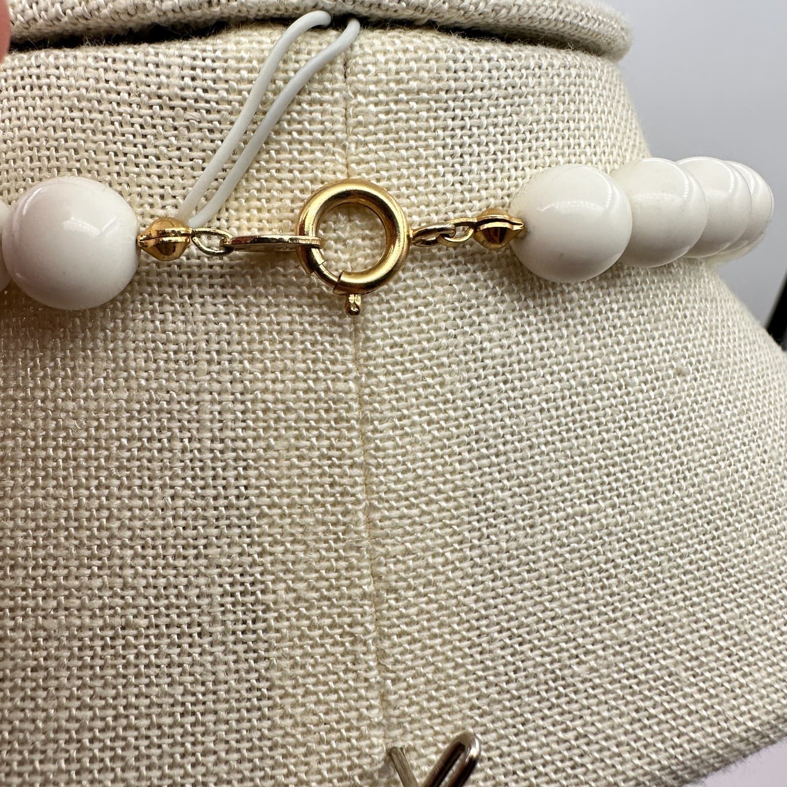 Vintage 90s Ceramic Pendant Necklace Hand Painted Pastel Abstract Art Jewelry - Thumbnail 6