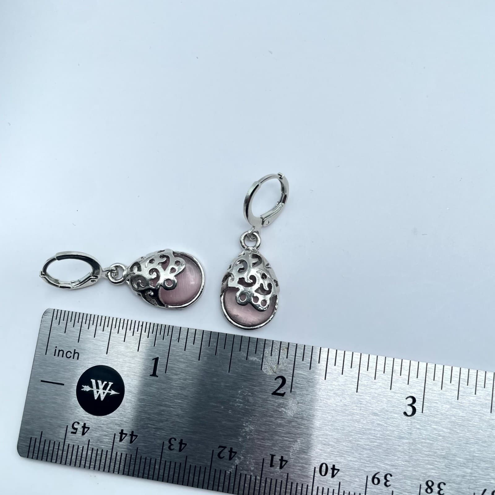 Vintage Purple Cat’s Silver Tone Filigree Leverback Dangle Eye Teardrop Earrings - Thumbnail 2