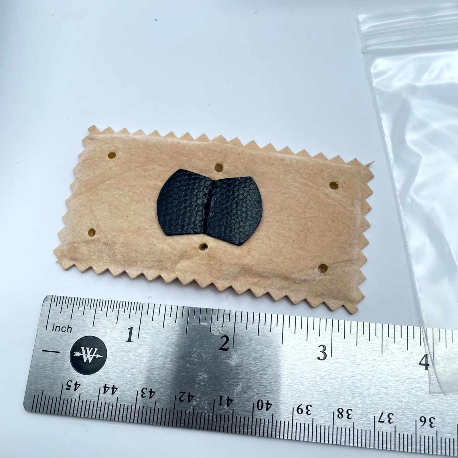 Modern Beige Classic Formal Chevron Border Black Bow Detail Leather Brooch - Thumbnail 2