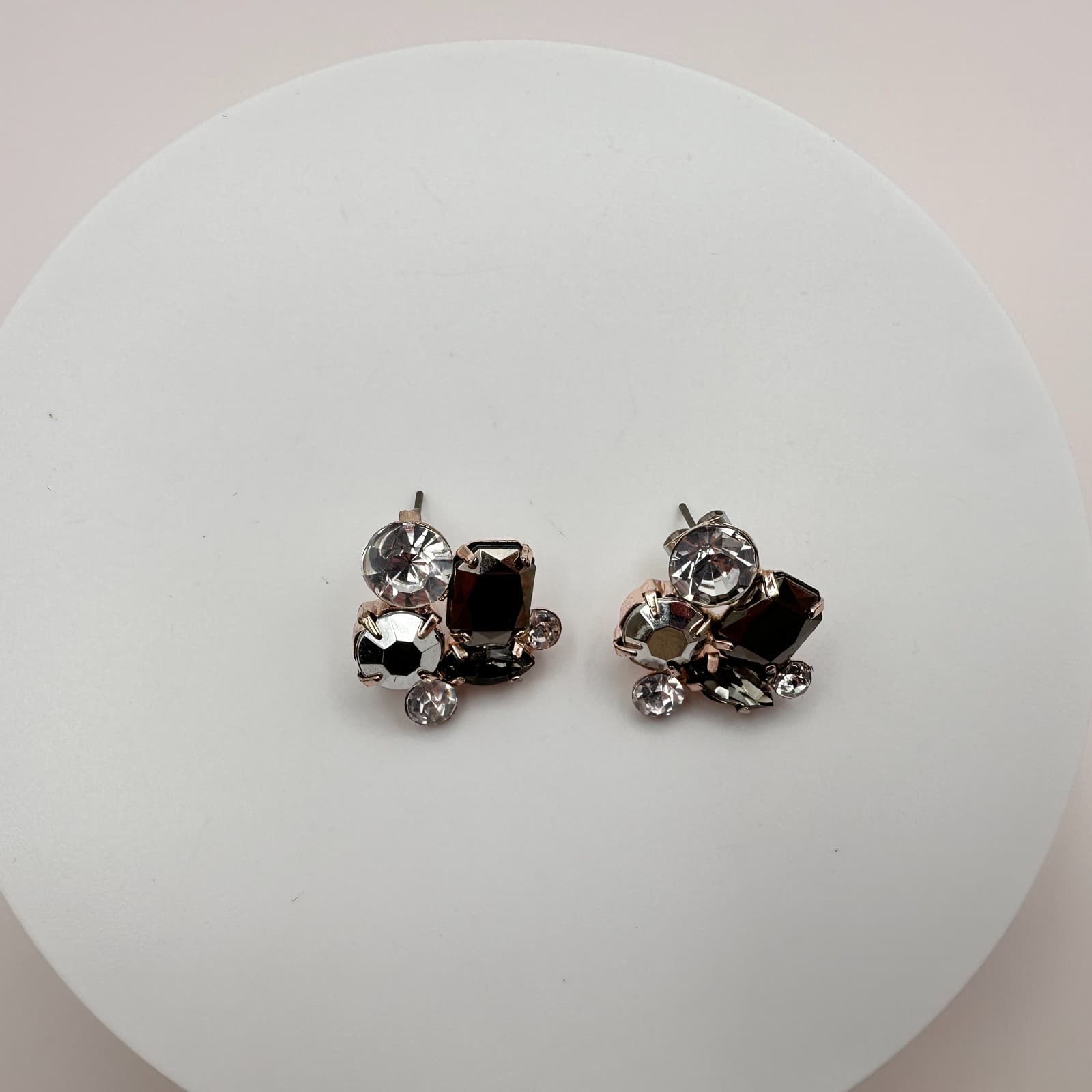Vintage 80s Smoky Crystal Cluster Stud Earring Rose Gold Tone Statement Jewelry - Thumbnail 2