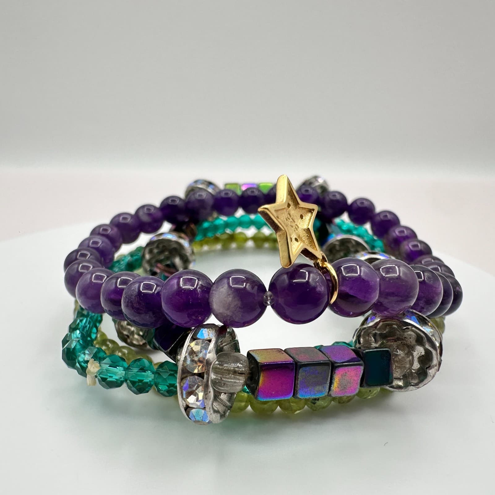Vintage 80s Amethyst Crystal Stackable Bracelets Set Purple Green Accent Jewelry - Thumbnail 2