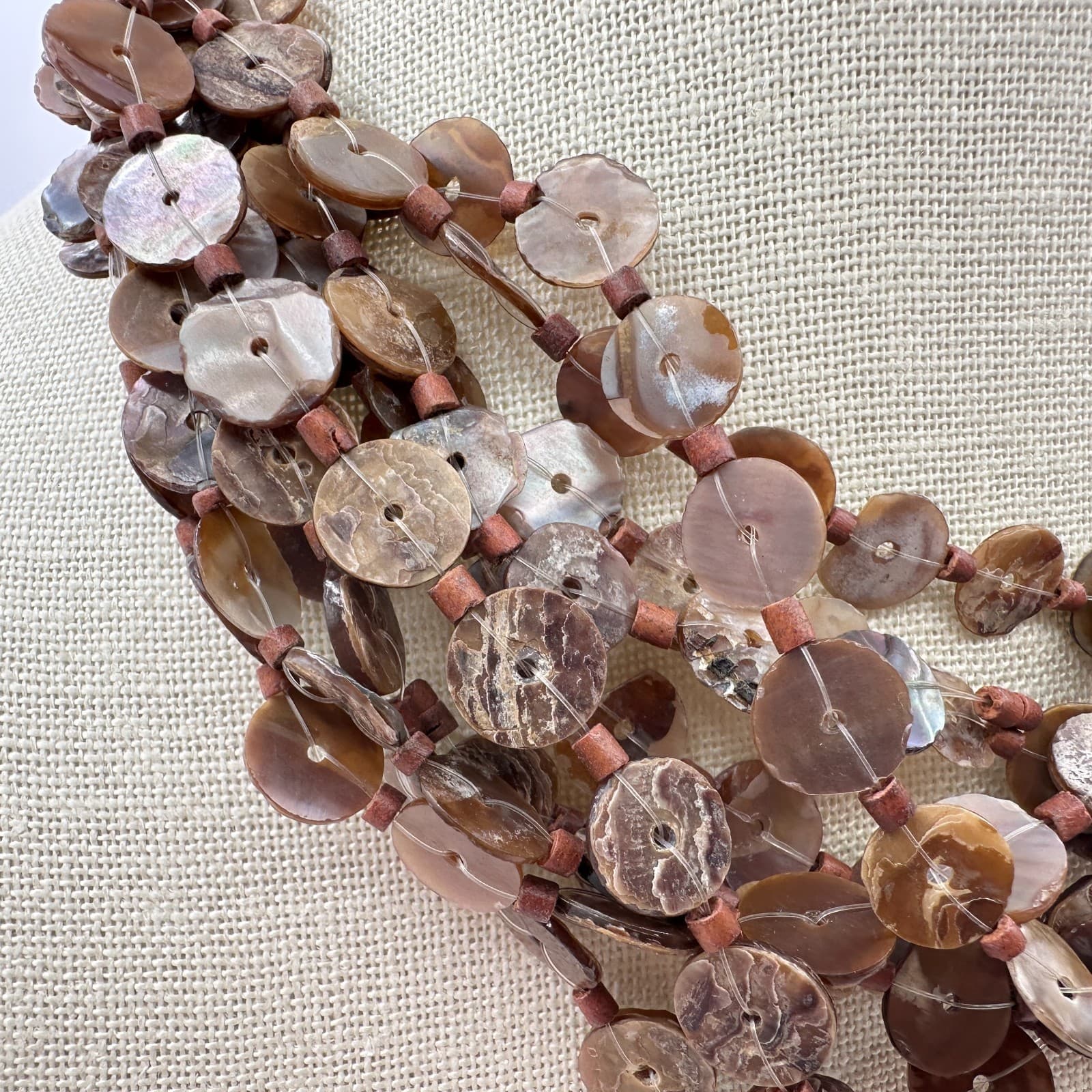 Vintage 80s Boohoo strands Brown Capizzi Shell Choker Necklace Statement Jewelry - Thumbnail 3