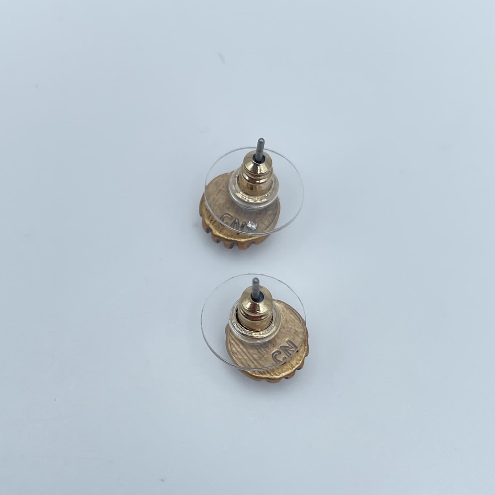 Vintage CN Signed Gold Tone Ribbed Dome Textured Ridged Chunky Stud Earrings - Thumbnail 2