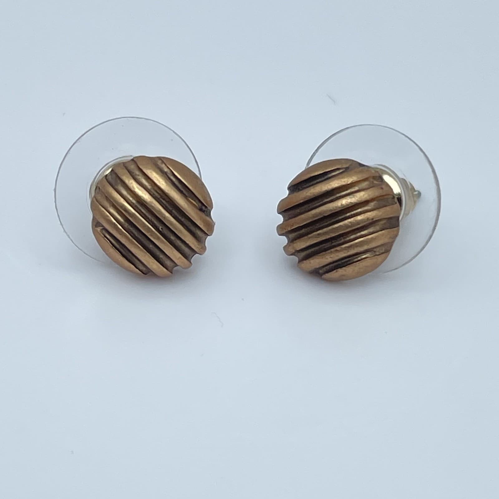 Vintage CN Signed Gold Tone Ribbed Dome Textured Ridged Chunky Stud Earrings - Thumbnail 4