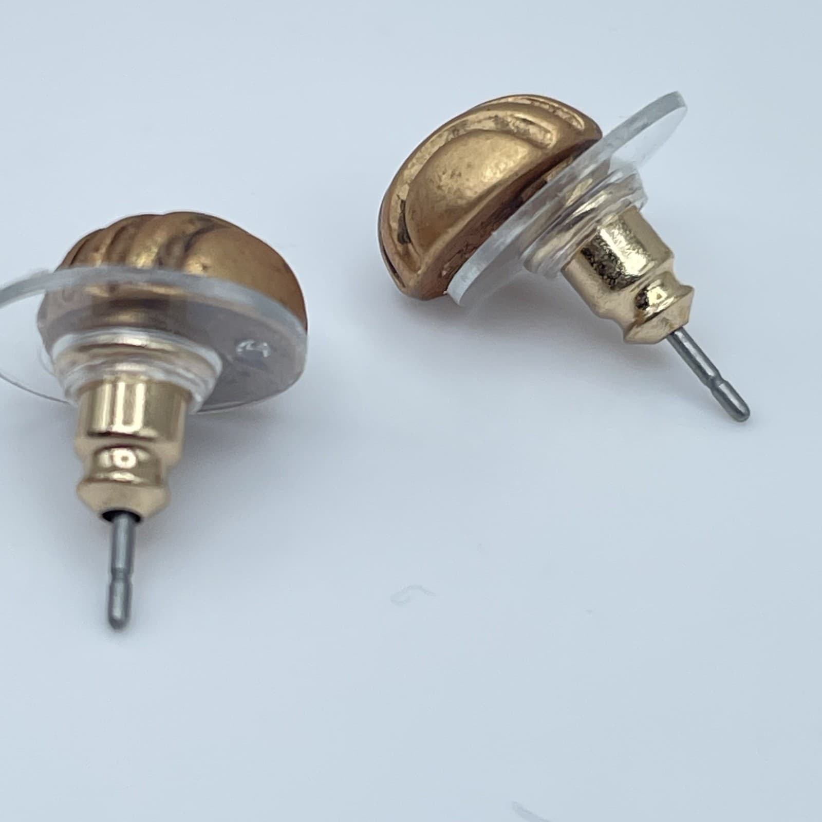 Vintage CN Signed Gold Tone Ribbed Dome Textured Ridged Chunky Stud Earrings - Thumbnail 8