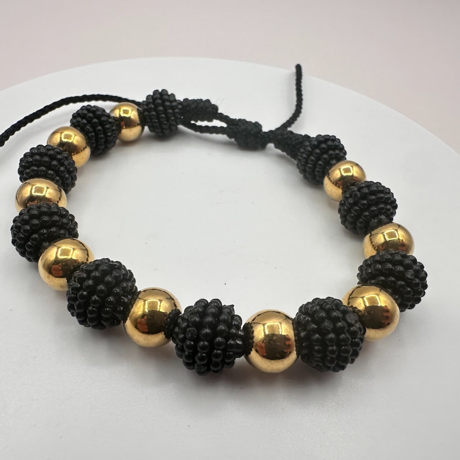 Vintage Y2K Gold Tone & Black Beaded Bracelet Women's Classic Fashion Jewelry - Thumbnail 3