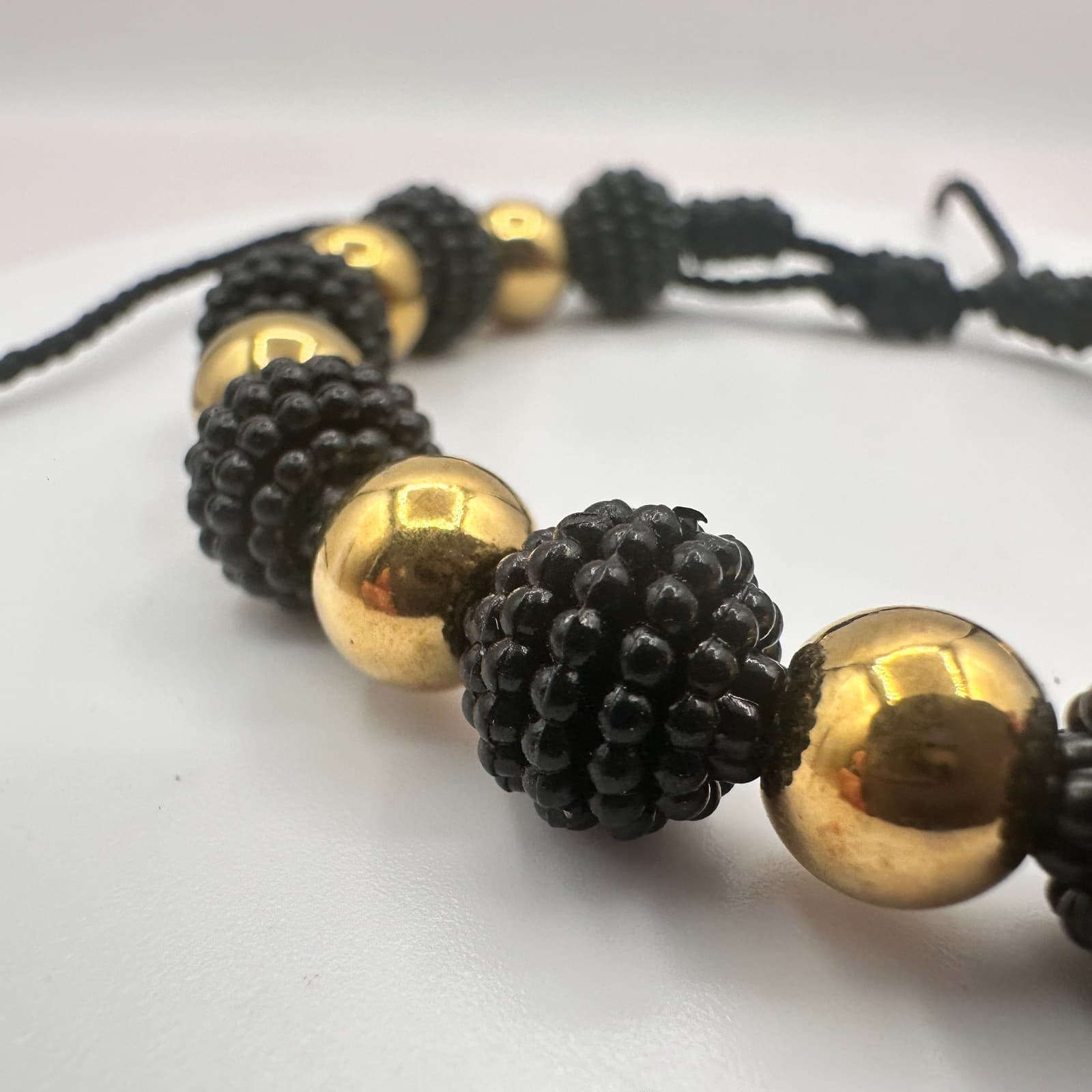 Vintage Y2K Gold Tone & Black Beaded Bracelet Women's Classic Fashion Jewelry - Thumbnail 5