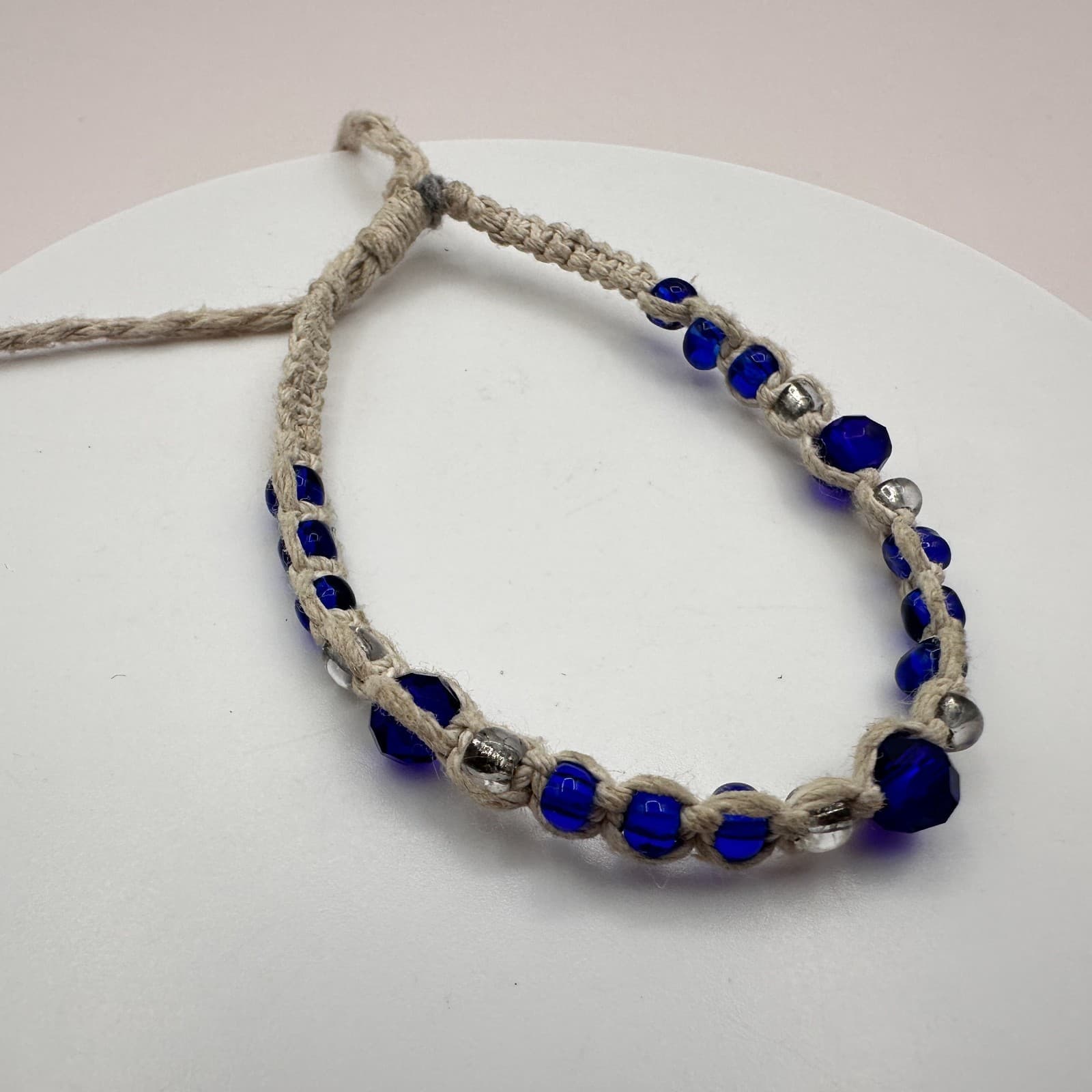 Vintage 90s Silver Tone Hemp Macrame Blue Beaded Bracelet Women's Jewelry - Thumbnail 2