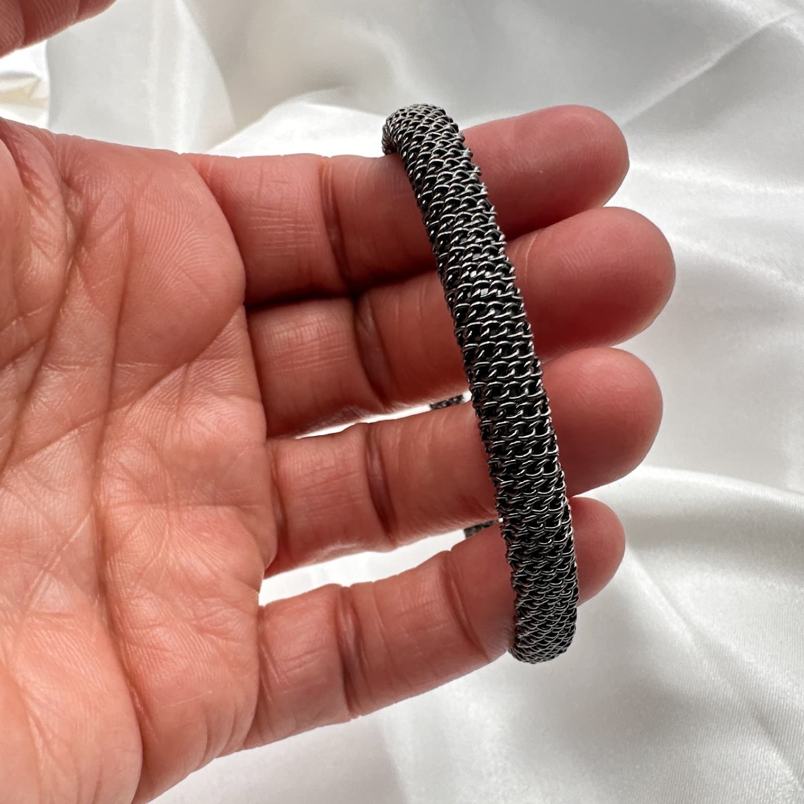 Vintage 80s Mesh Bangle Textured Woven Articulated Tubular Cuff Bracelet Jewelry - Thumbnail 7