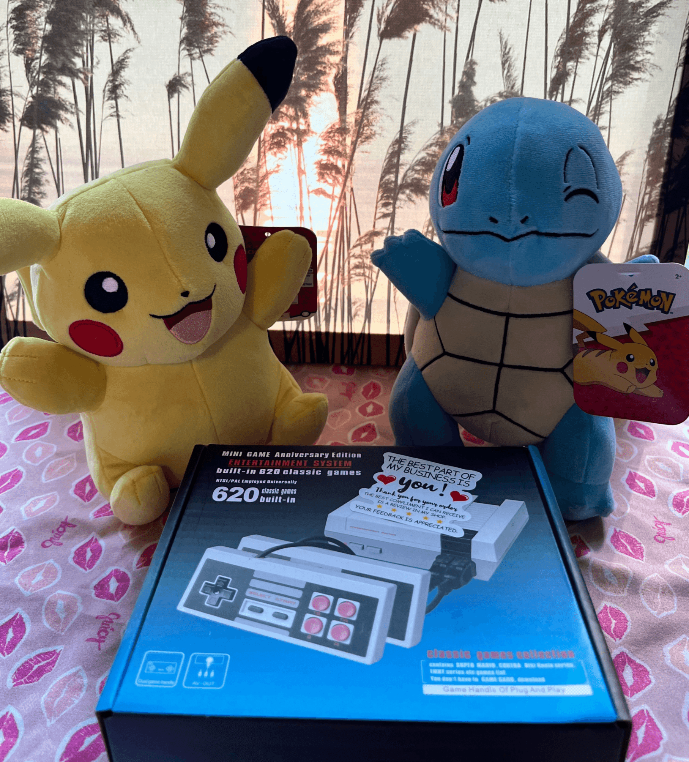 Bundle mini console 620 games + Pikachu & Squirtle plushies