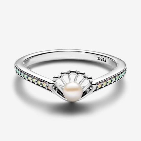 Princess Ariel Shell Pearl Ring size 8 compare to Pandora - Thumbnail 2