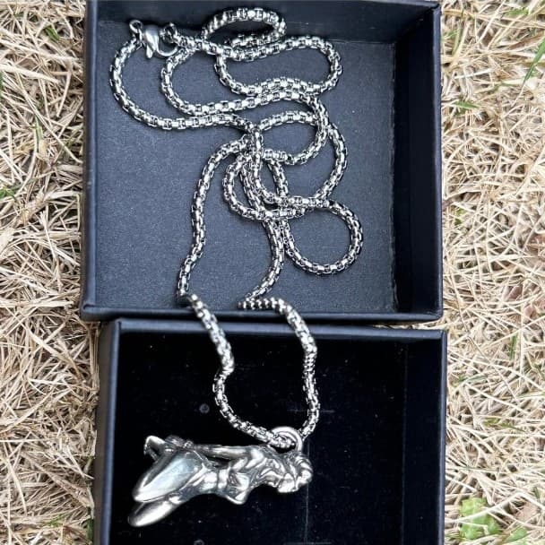 Elegant Sterling Silver Suffering Goddess Pendant - Thumbnail 8