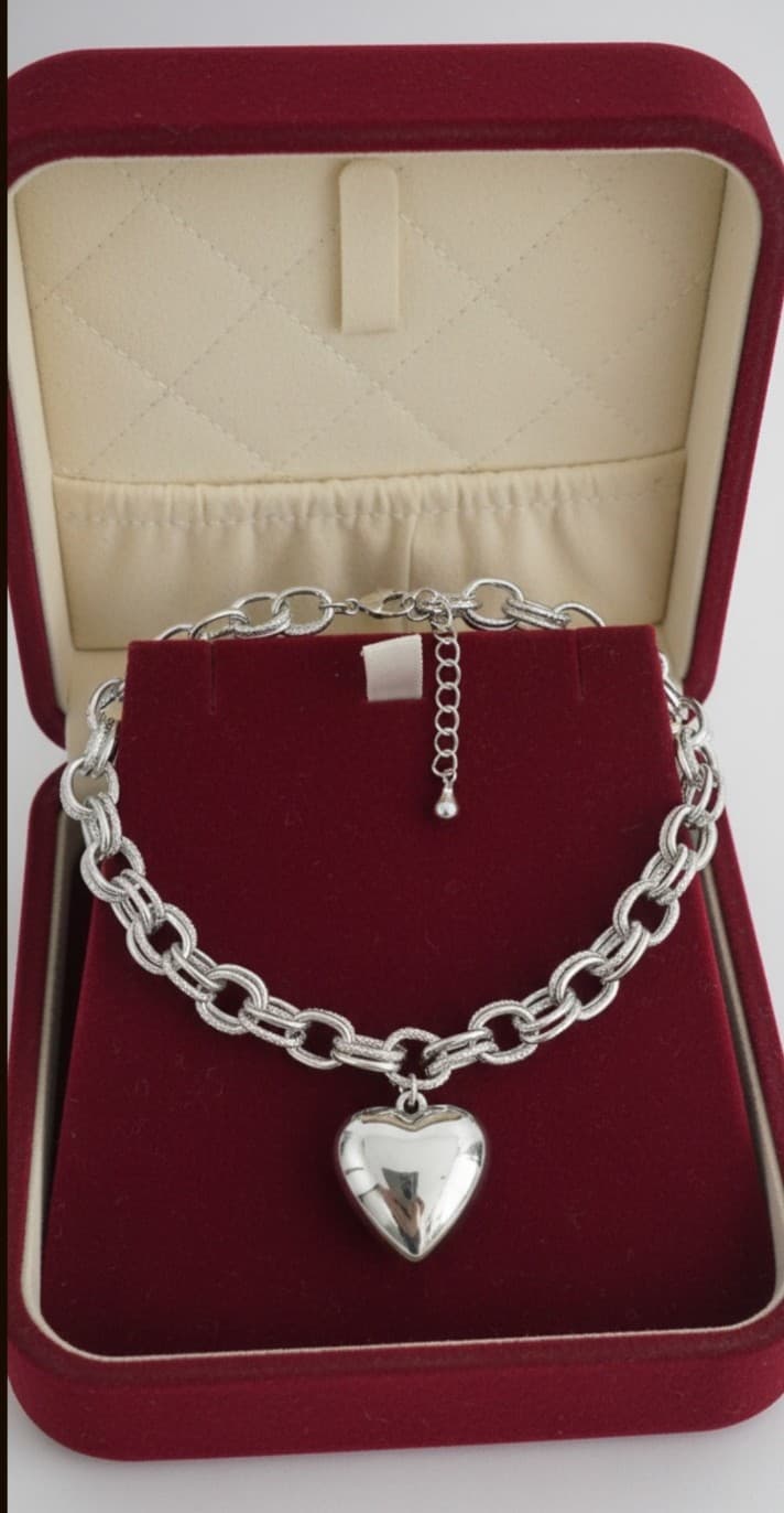 14K Gold Plated Puffy Heart & Textured Shimmer Link Necklace - Image 1