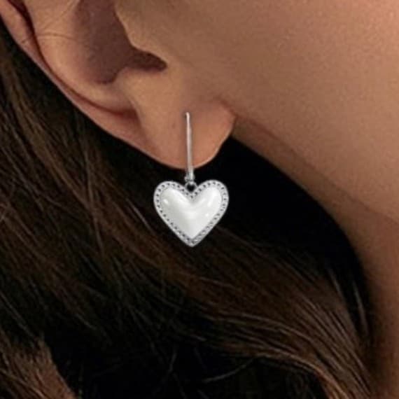 Dangle Earrings sterling Silver heart earrings Brand new - Thumbnail 5