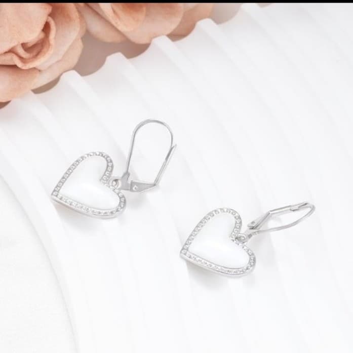 Dangle Earrings sterling Silver heart earrings Brand new - Thumbnail 3