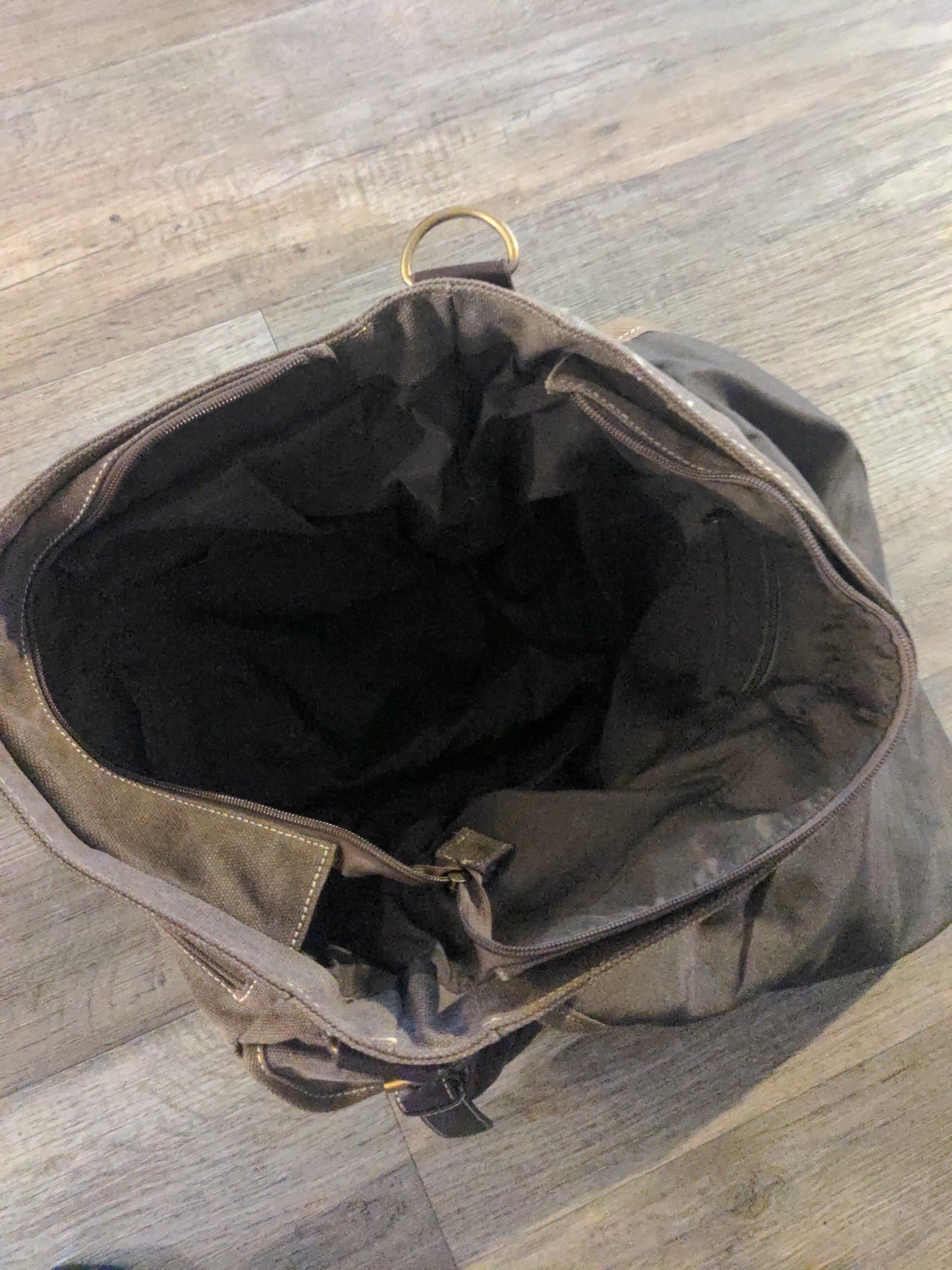 Dark brown traveling tote with multiple compartments - Thumbnail 4