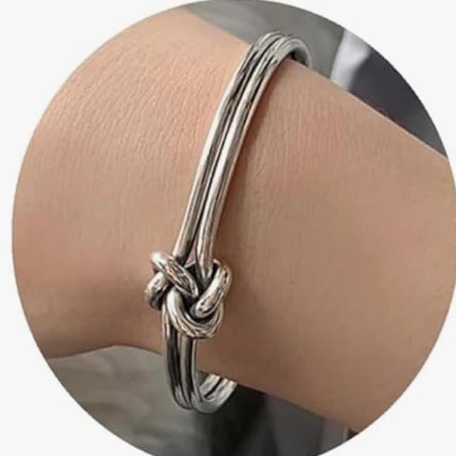 Sterling Silver Lovers Knot cuff bracelet Aka Retired James Avery Look alike - Image 1