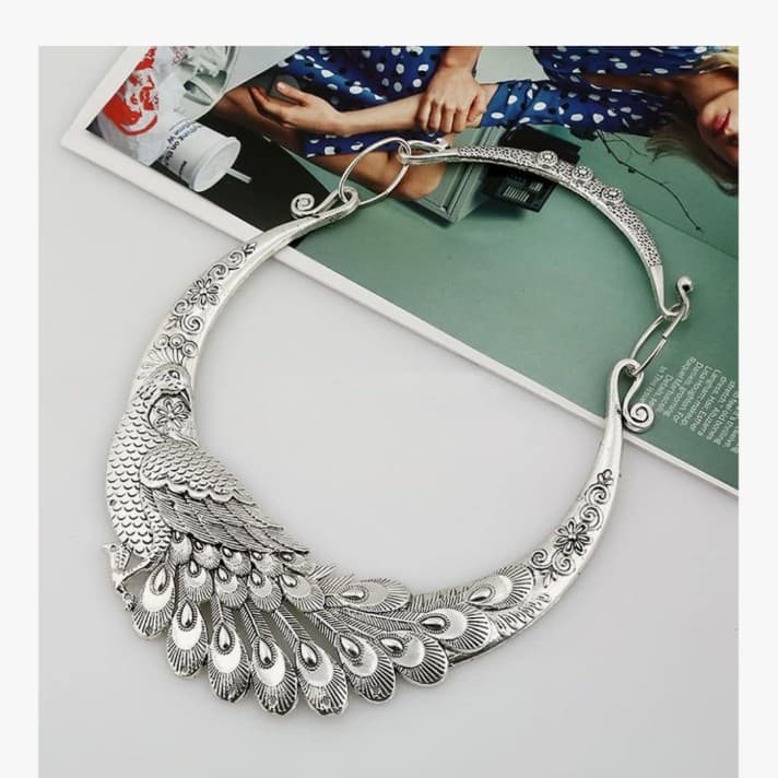 Silver plated Peacock statement bib necklace Brand new - Thumbnail 3