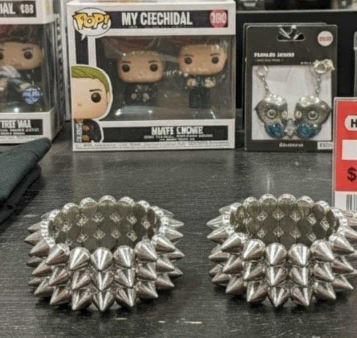 HT Silver Spiked Bracelet Set Stretchy Brand New never used - Image 1