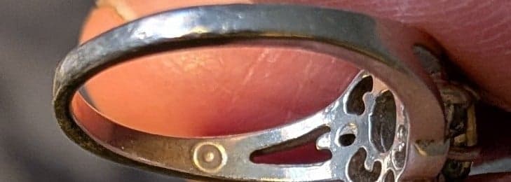 ✨ Vintage Victorian-Style Sterling Silver Peridot & Diamond Trilogy Ring ✨Size 6 - Thumbnail 11